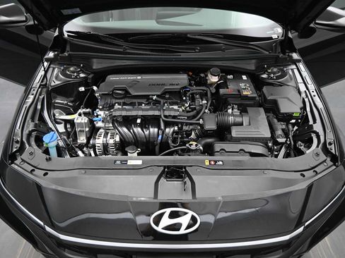New 2026 Hyundai Elantra Sport FWD image 24