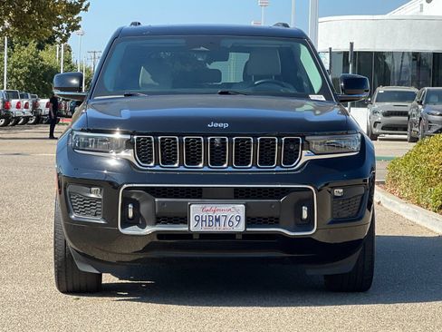 Used 2023 Jeep Grand Cherokee Overland w/ Adv Protech Group III AWD/4WD image 9
