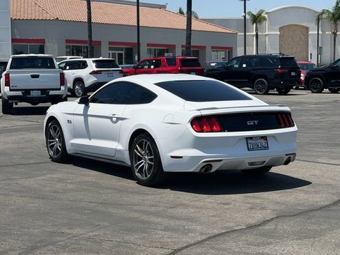 Used 2017 Ford Mustang GT RWD image 8