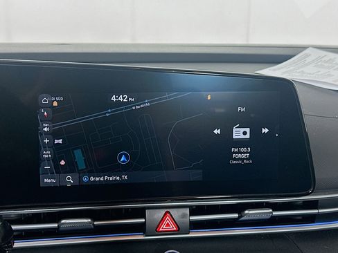 Used 2024 Hyundai Elantra SEL image 22