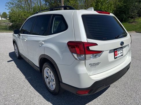 Used 2023 Subaru Forester AWD/4WD image 4