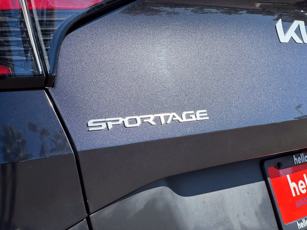 Used 2026 Kia Sportage LX FWD image 24