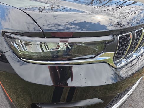 New 2025 Jeep Grand Cherokee Laredo X w/ Luxury Tech Group I AWD/4WD image 18