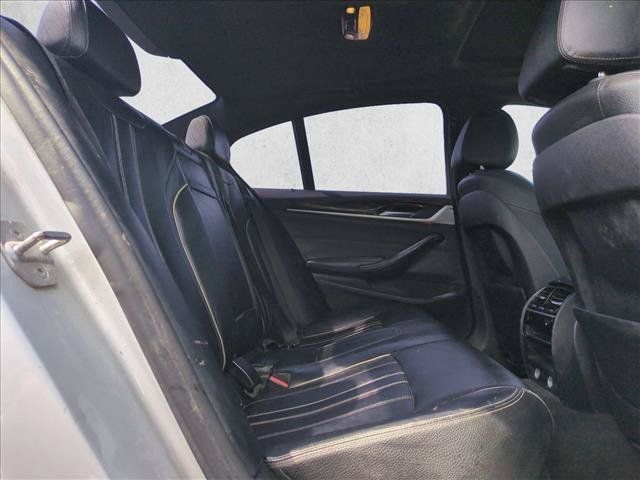 Used 2017 BMW 540i RWD image 15