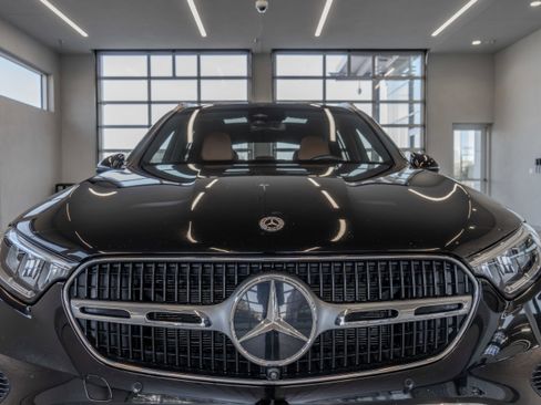 Certified 2023 Mercedes-Benz GLC 300 image 22