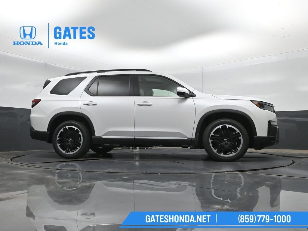 New 2026 Honda Pilot Touring image 41