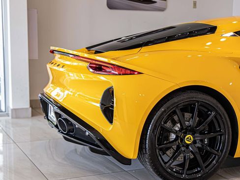 Used 2025 Lotus Emira RWD image 12
