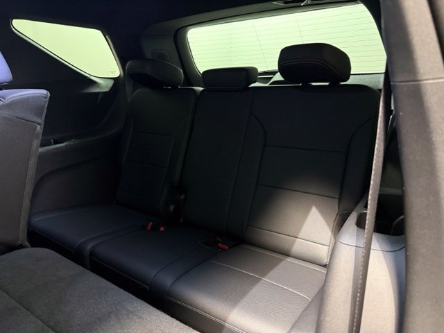 Certified 2025 Chevrolet Traverse LT w/ Driver Confidence Package AWD/4WD image 27