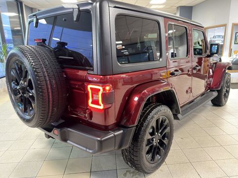 Used 2022 Jeep Wrangler Unlimited Sahara image 21
