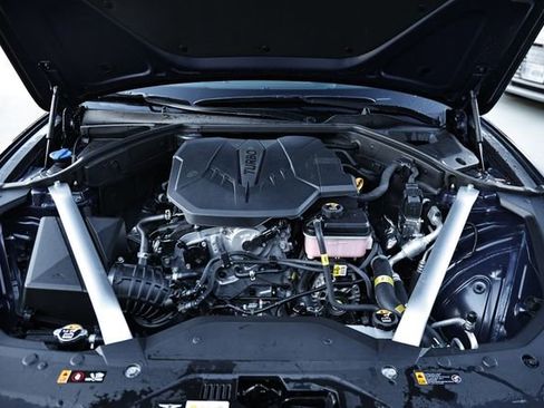 Used 2026 Genesis G70 2.5T image 28