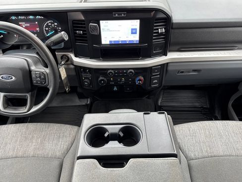 Used 2025 Ford F450 XLT w/ 360-Degree Camera Package AWD/4WD image 14