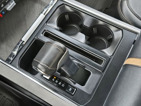 Used 2022 Ford F150 Platinum w/ Equipment Group 701A High image 15