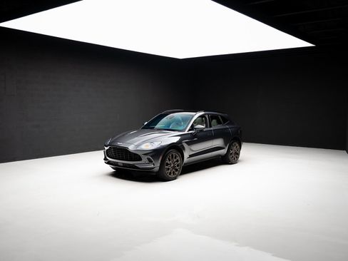 Used 2023 Aston Martin DBX AWD/4WD image 77