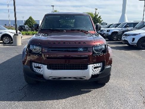 Used 2025 Land Rover Defender 130 S AWD/4WD image 2