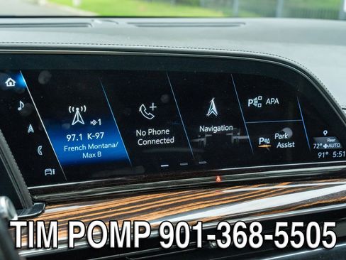 Used 2023 Cadillac Escalade ESV Premium Luxury AWD/4WD image 22