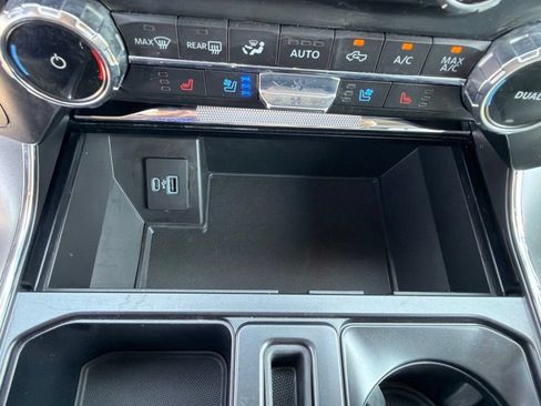 Used 2022 Ford F150 Lariat AWD/4WD image 28