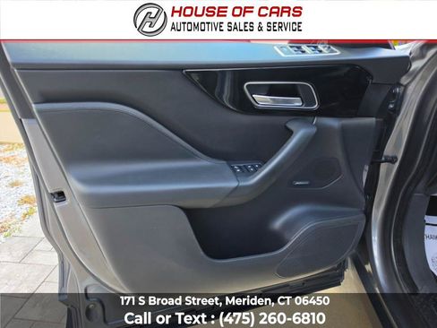 Used 2019 Jaguar F-PACE Premium AWD/4WD image 53