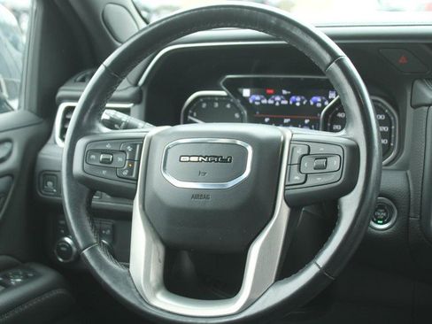 Used 2021 GMC Yukon Denali image 15