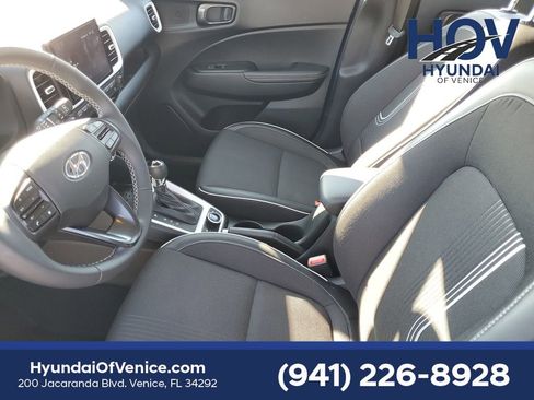 Certified 2023 Hyundai Venue Limited image 24