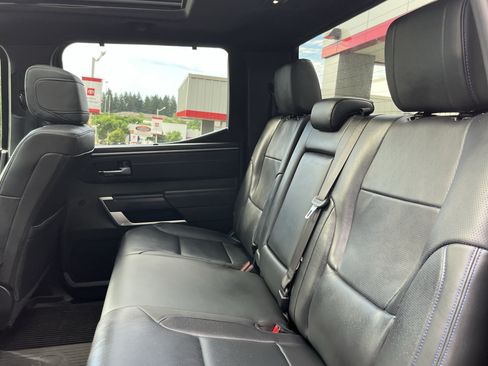 Used 2024 Toyota Tundra Platinum AWD/4WD image 15
