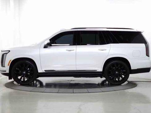 Certified 2025 Cadillac Escalade Sport Platinum w/ LPO, ONYX Package image 2