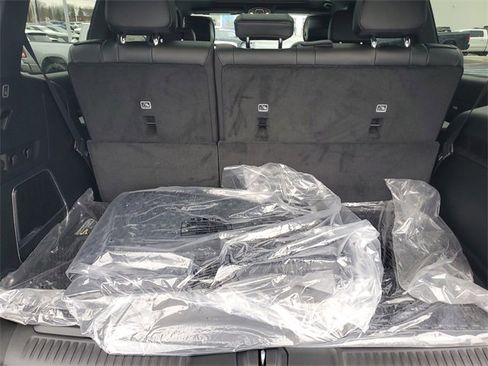 New 2026 Jeep Grand Wagoneer Limited image 8