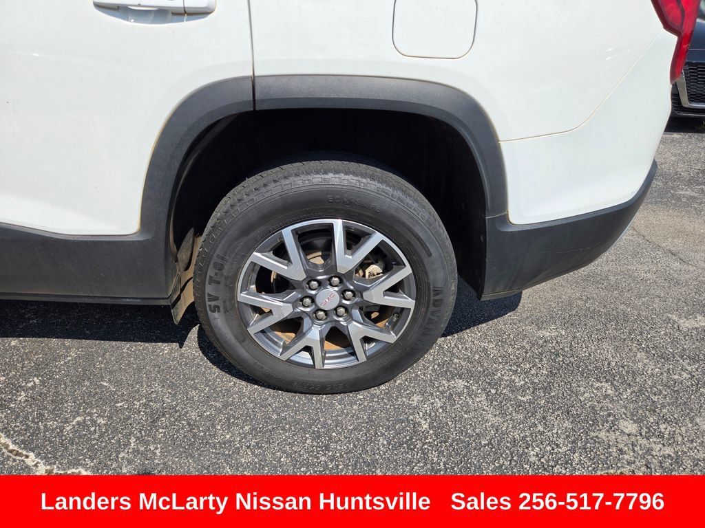Used 2023 GMC Acadia SLT FWD image 12