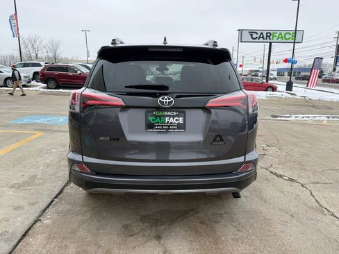 Used 2018 Toyota RAV4 Adventure image 10