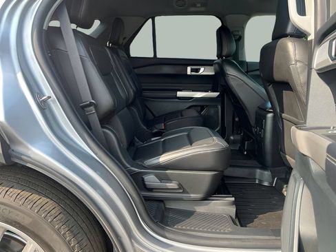 Certified 2023 Ford Explorer XLT w/ Equipment Group 202A AWD/4WD image 40