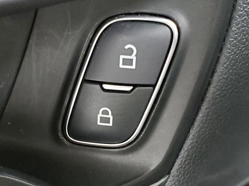 Used 2023 Ford Escape Active AWD/4WD image 27