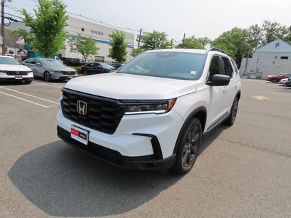New 2025 Honda Pilot Sport