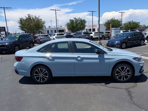 New 2025 Volkswagen Jetta Sport image 4