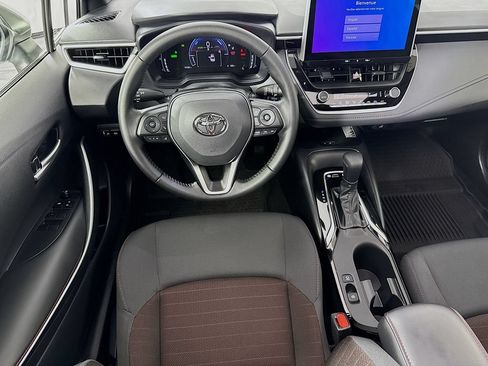 Certified 2025 Toyota Corolla SE w/ SE Premium Package AWD/4WD image 24
