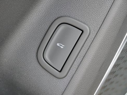 New 2026 Buick Enclave Preferred w/ Power Package AWD/4WD image 49