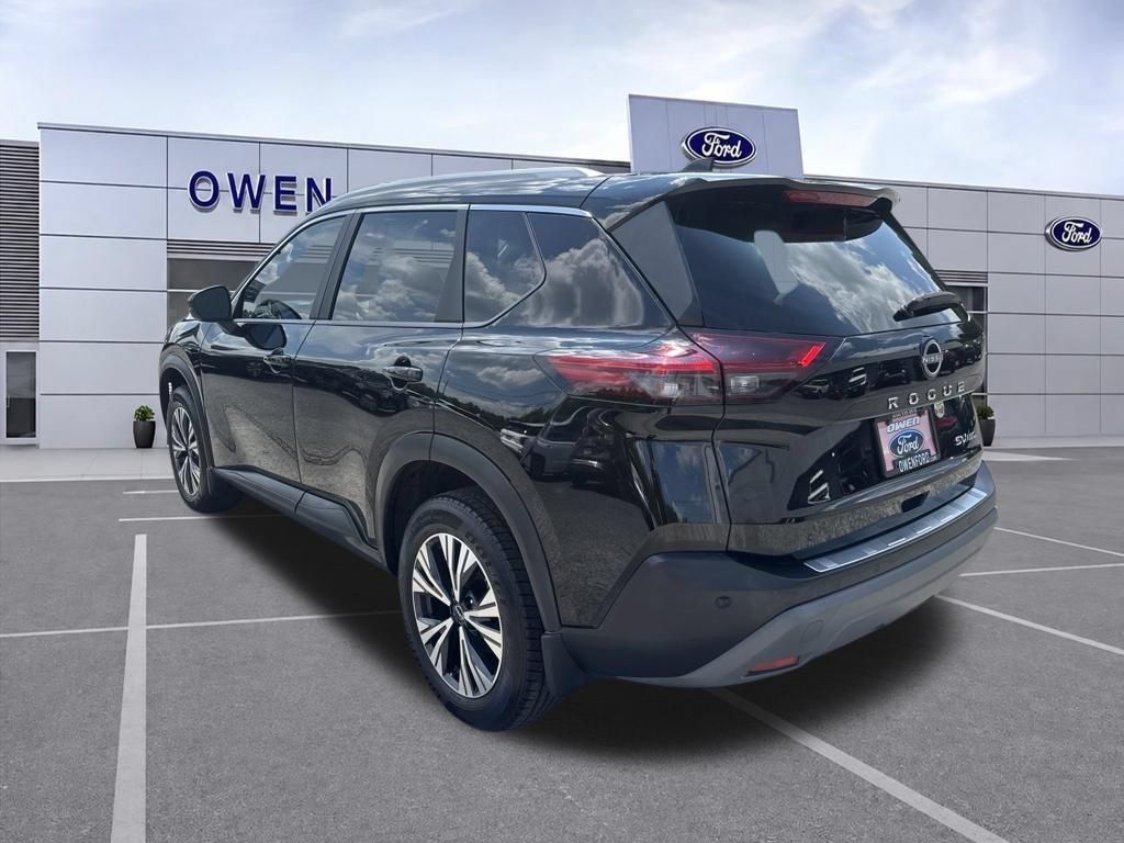 Used 2023 Nissan Rogue SV w/ SV Premium Package AWD/4WD image 3