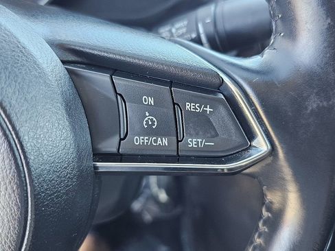 Used 2018 MAZDA MAZDA3 Touring image 30