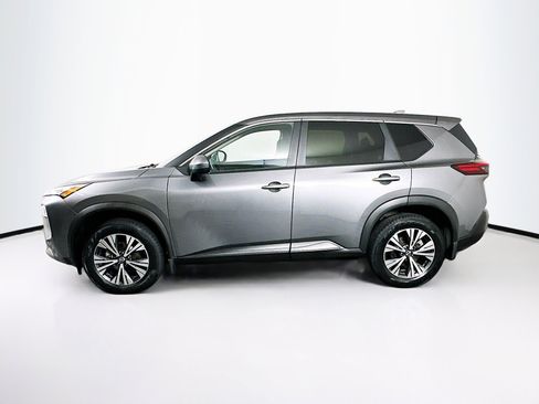 Used 2023 Nissan Rogue SV image 4