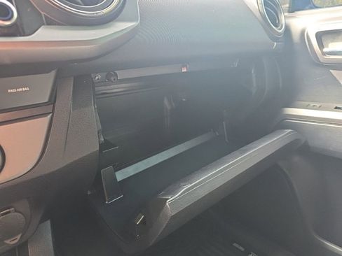 Used 2021 Toyota Tacoma TRD Off-Road image 37