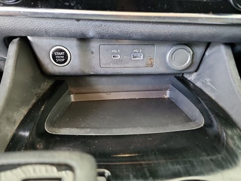 Used 2021 Nissan Rogue S image 27