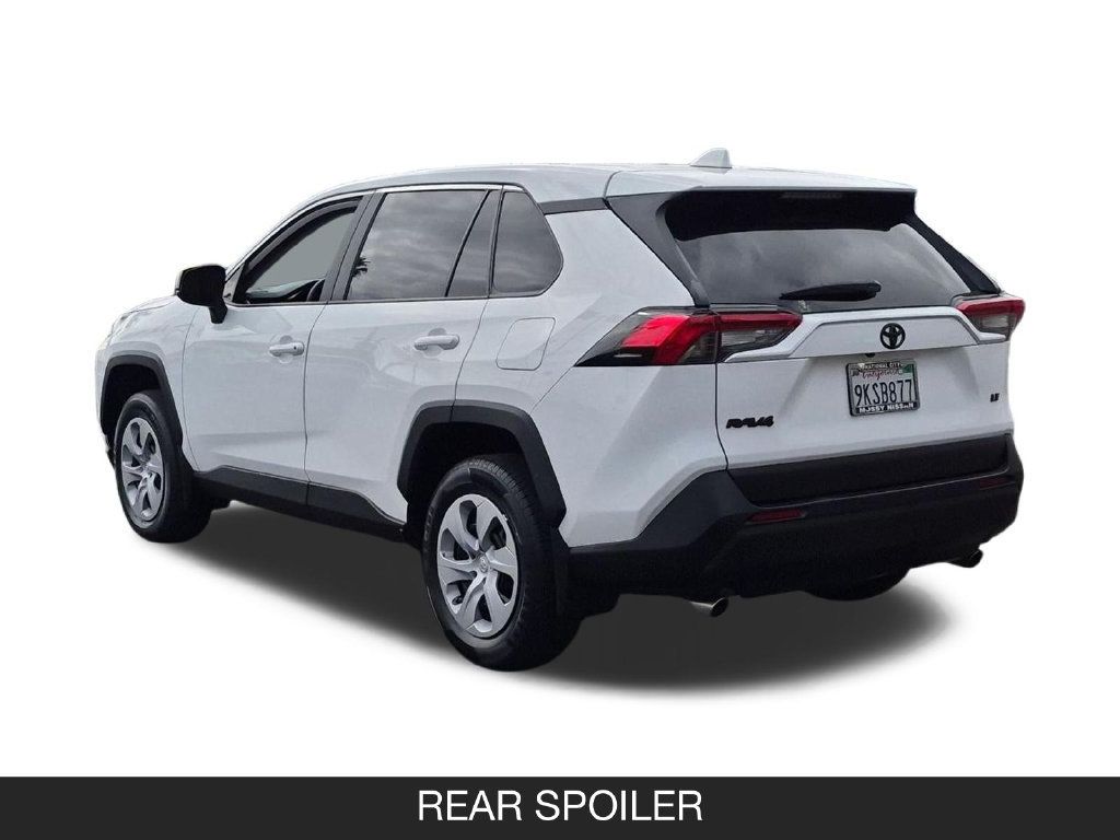 Used 2024 Toyota RAV4 LE FWD image 7