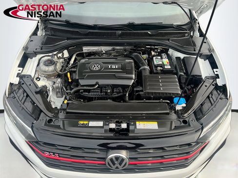 Used 2020 Volkswagen Jetta GLI Autobahn image 37