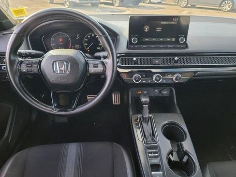 Used 2023 Honda Civic Sport image 12