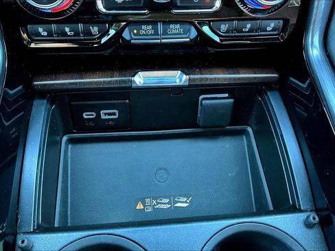 Used 2023 GMC Yukon Denali Ultimate image 26