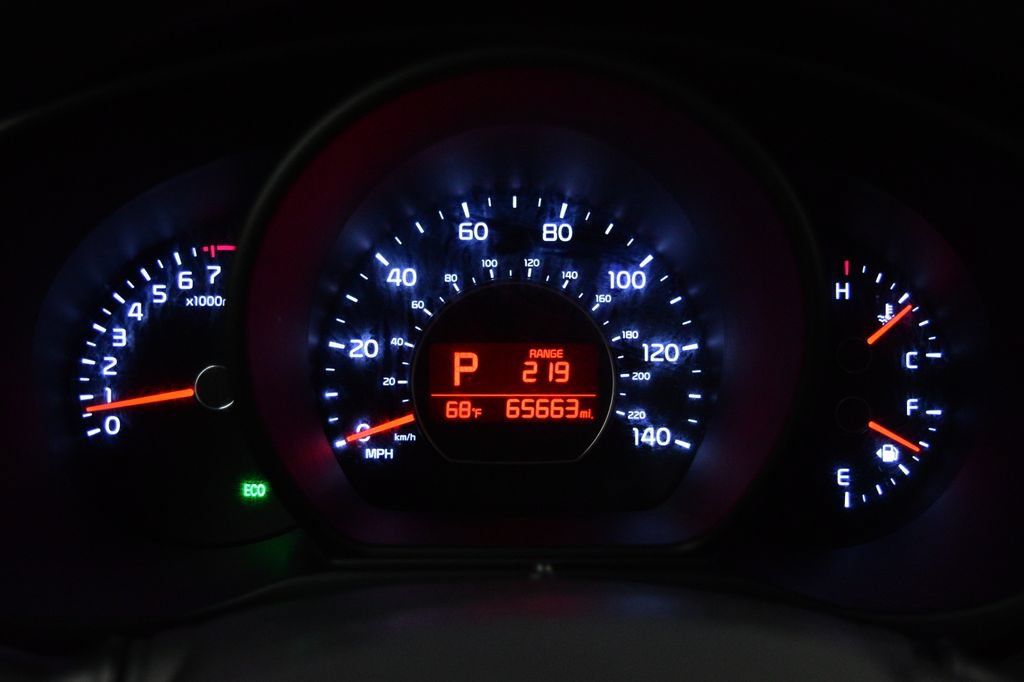 Used 2015 Kia Soul FWD image 19