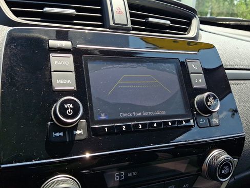 Used 2018 Honda CR-V LX image 17