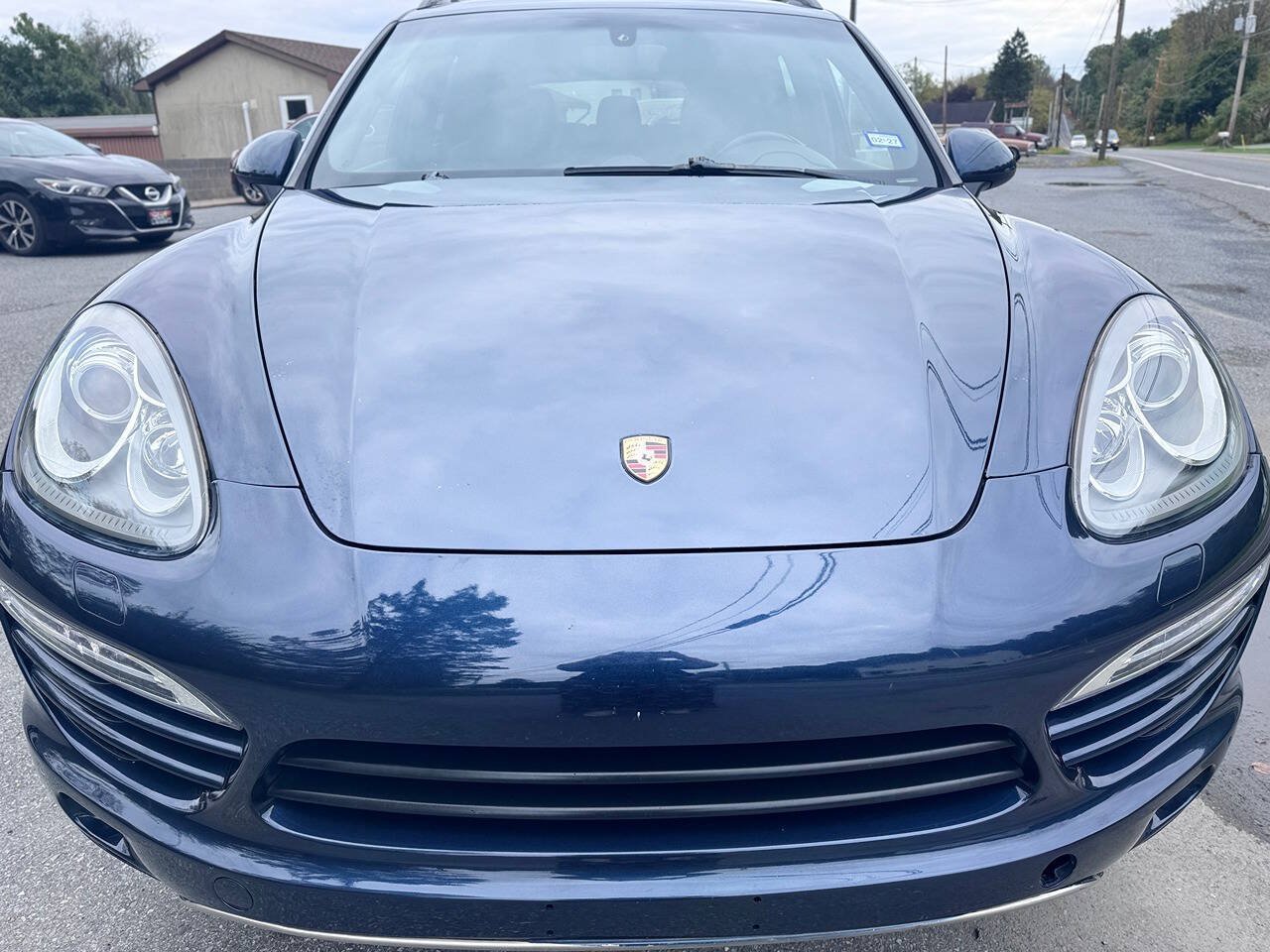 Used 2013 Porsche Cayenne Diesel AWD/4WD image 2