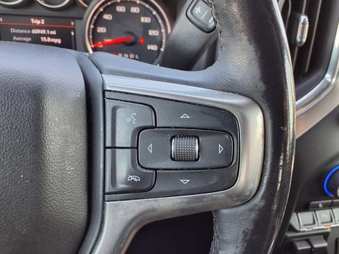 Used 2019 Chevrolet Silverado 1500 LT Trail Boss AWD/4WD image 15