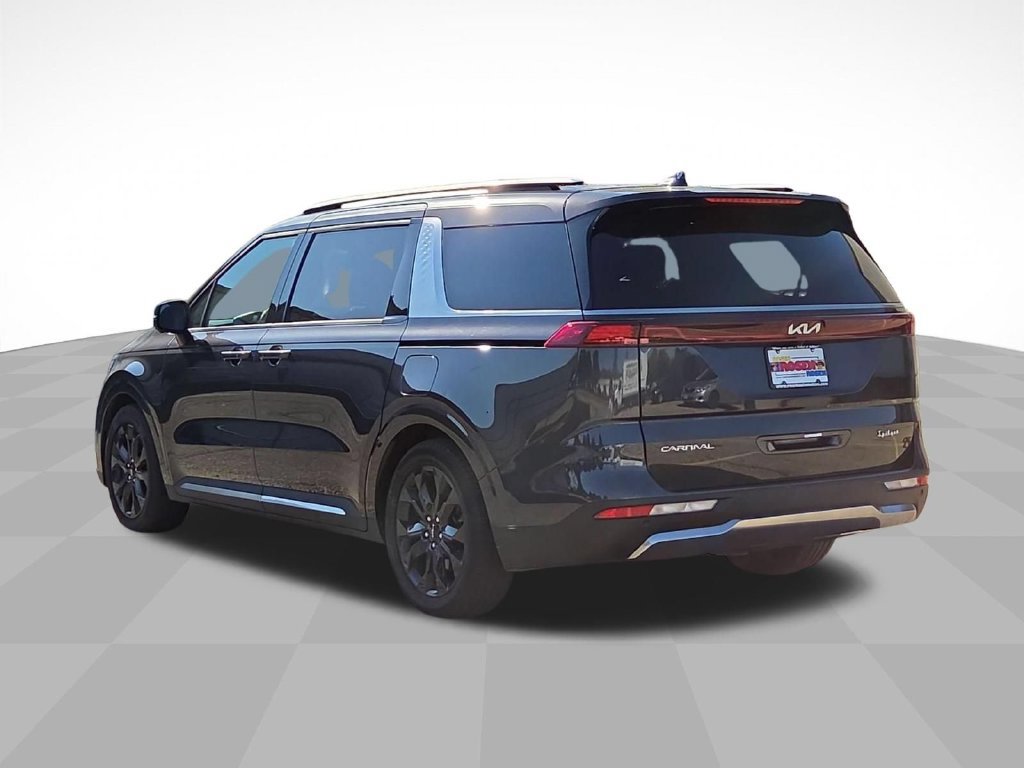 Used 2024 Kia Carnival SX Prestige FWD image 5