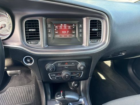 Used 2015 Dodge Charger SE w/ Sport Appearance Group RWD image 22