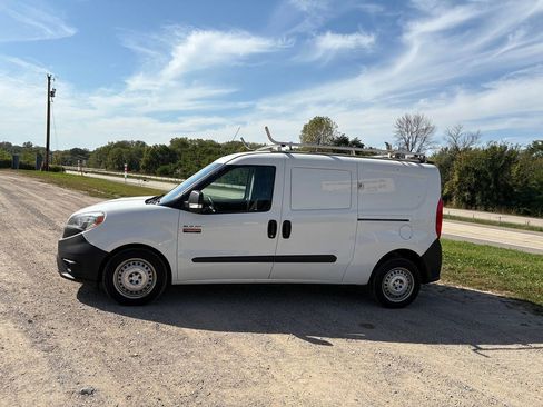 Used 2019 RAM ProMaster City Tradesman FWD image 4
